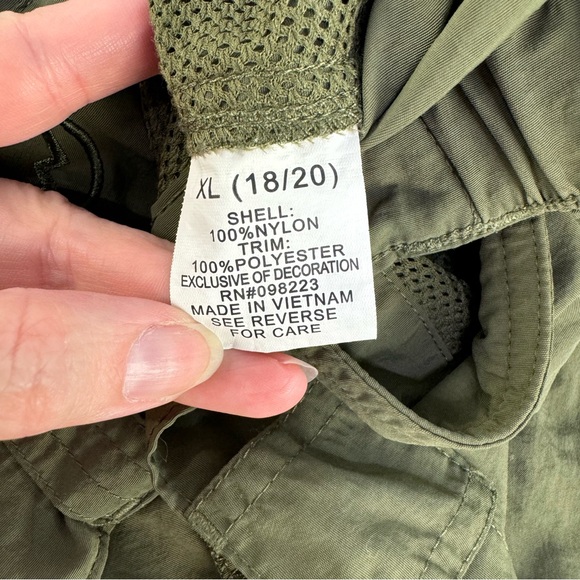 Magellan Olive Green Mag Reel Fishing Convertible nylon Pants size extra large - Picture 9 of 17